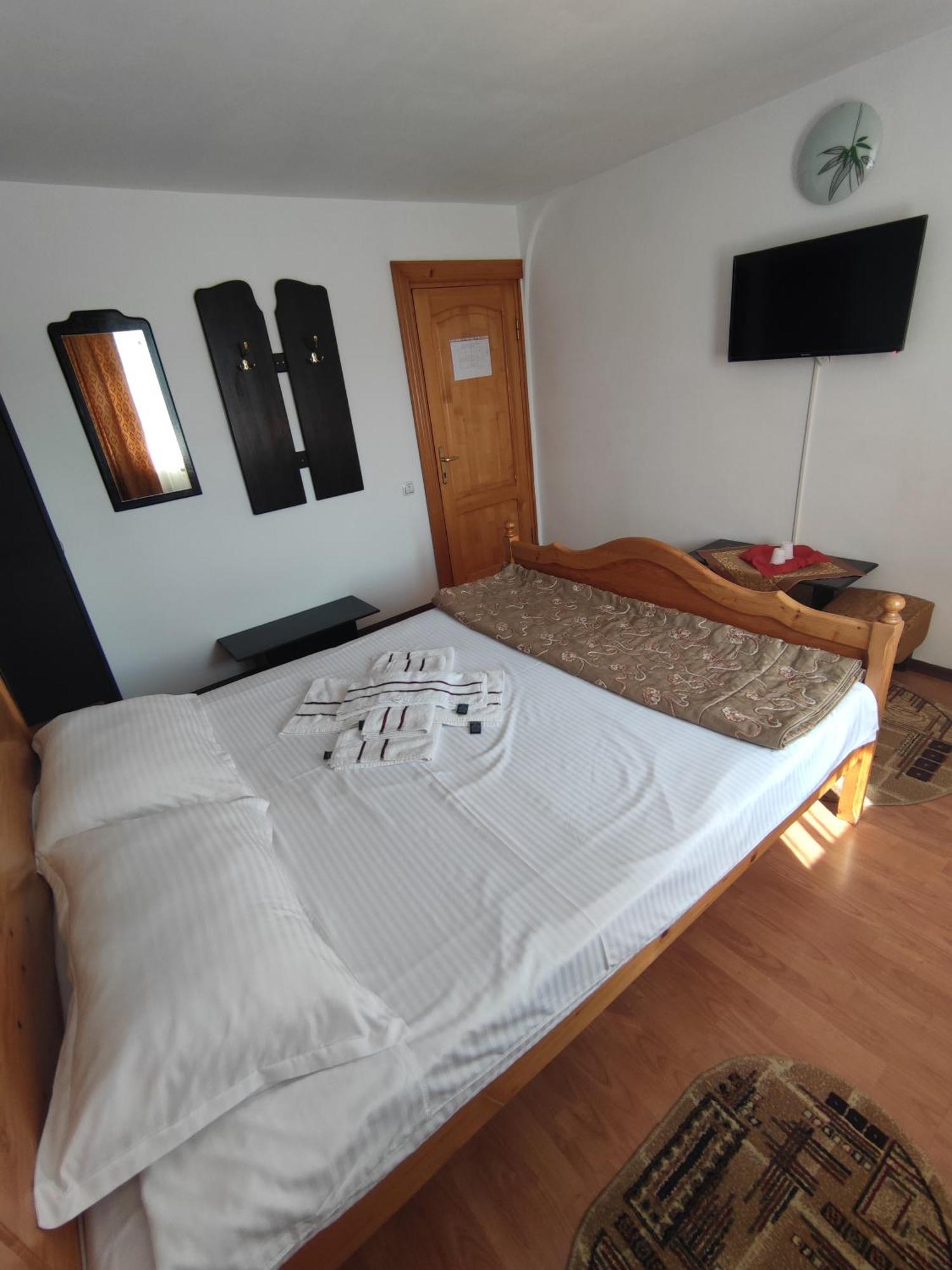 Camere De Inchiriat Edelweiss Dumbrava Roşie Exteriör bild