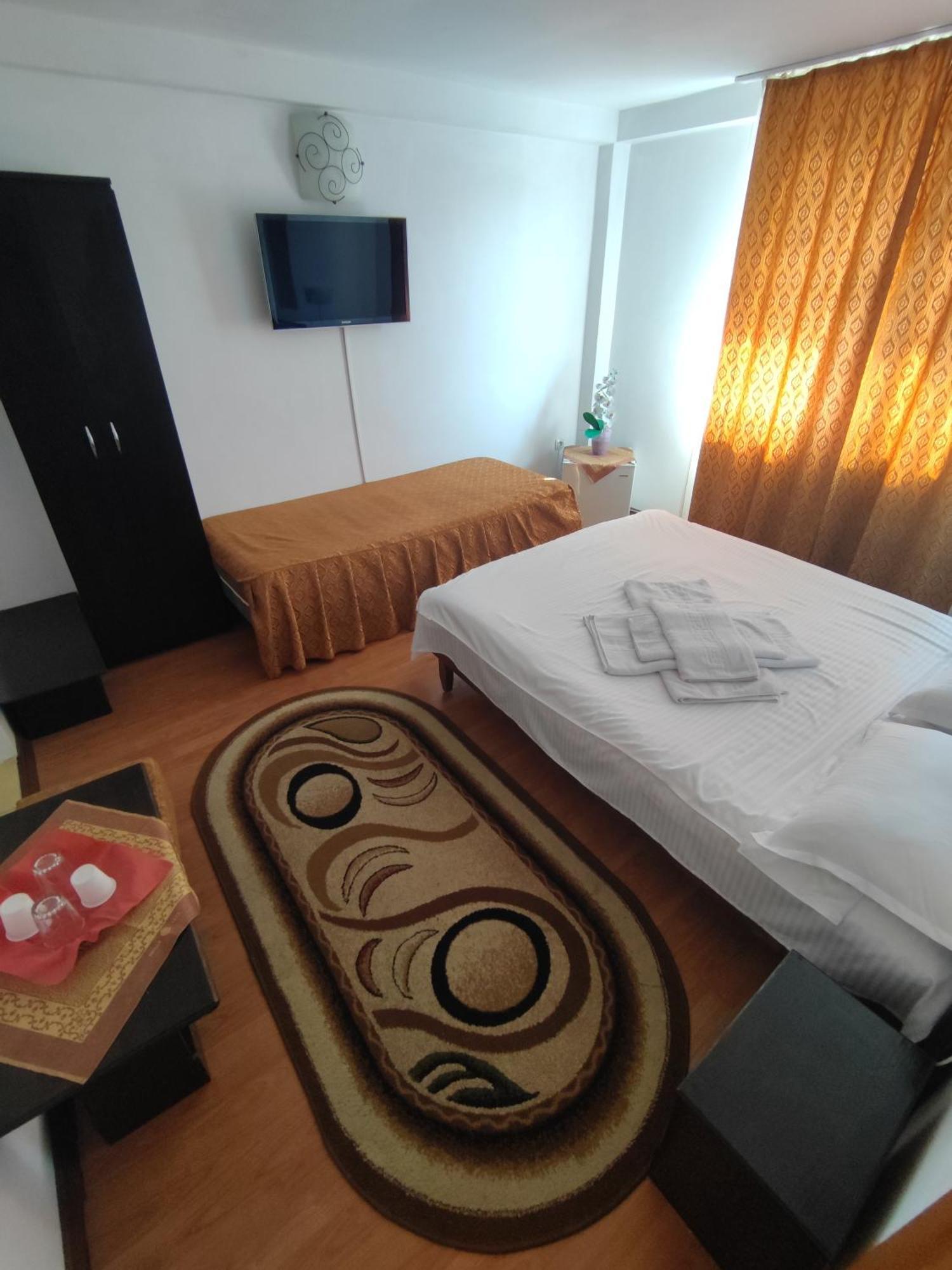 Camere De Inchiriat Edelweiss Dumbrava Roşie Exteriör bild