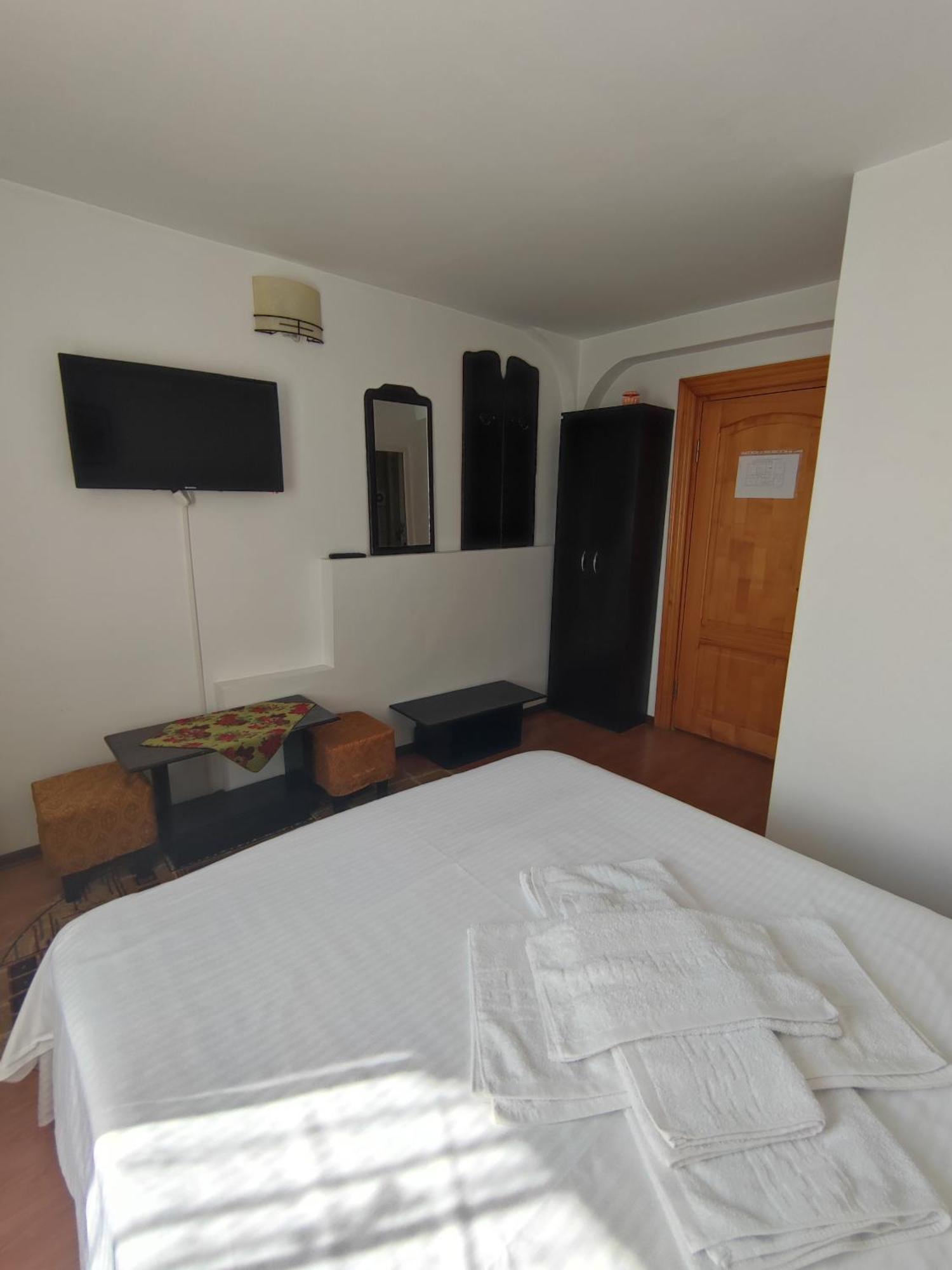 Camere De Inchiriat Edelweiss Dumbrava Roşie Exteriör bild