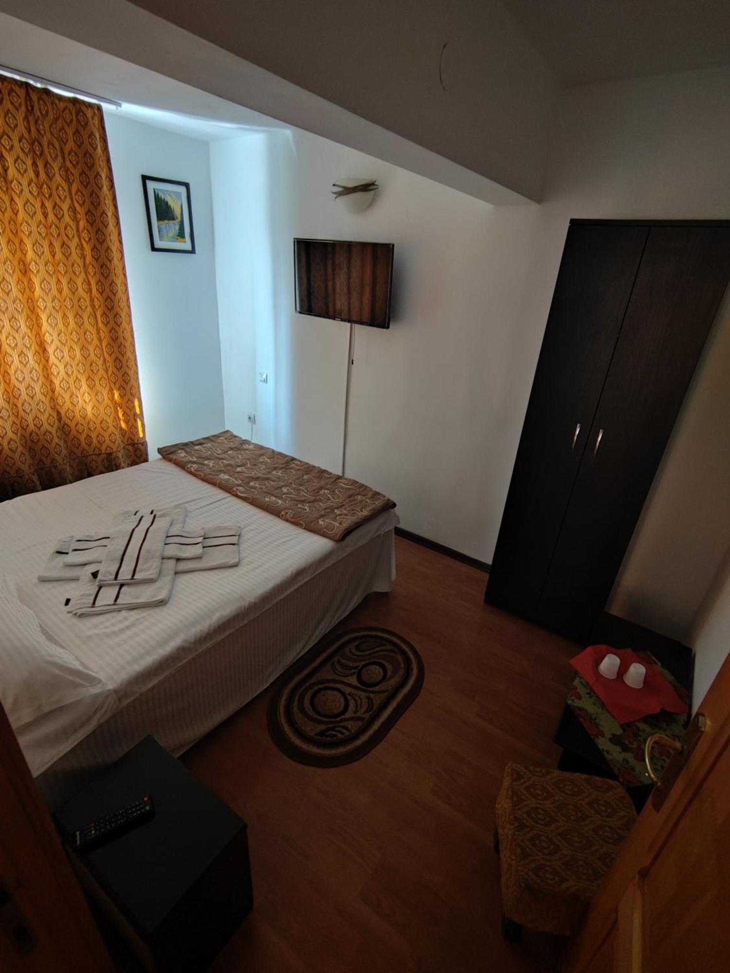 Camere De Inchiriat Edelweiss Dumbrava Roşie Exteriör bild